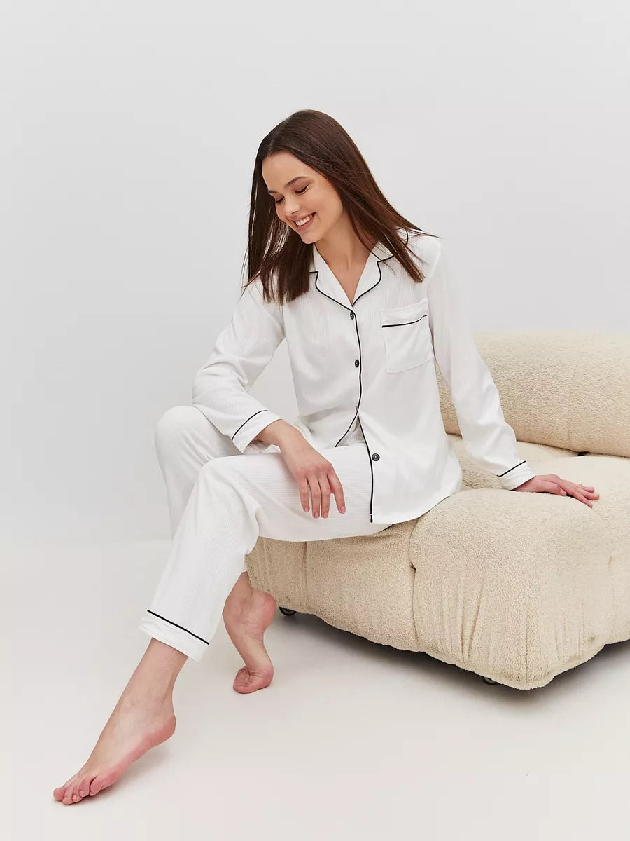 White Loungewear set in 100% Cotton.