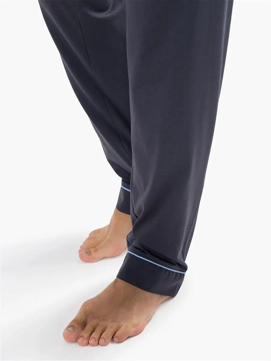 Ropa de estar por casa en rayón suave negro