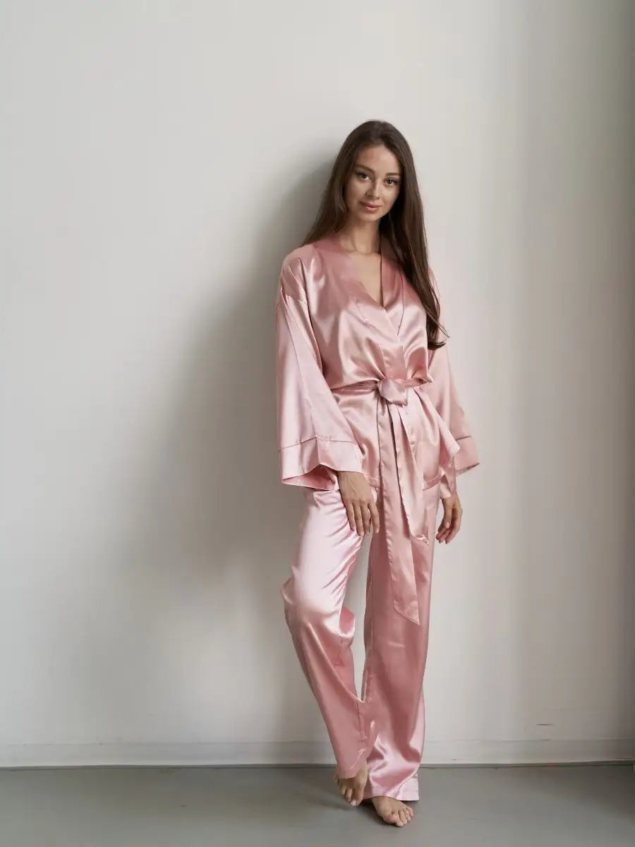 Conjunto elegante de chal en satén