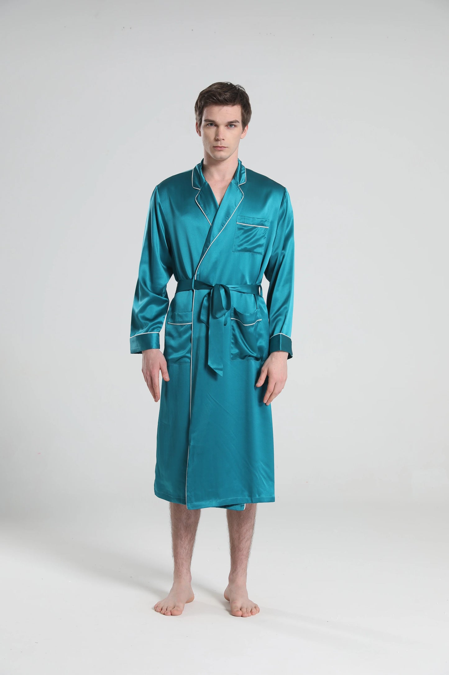 Cuban Collar Robe with Piping.