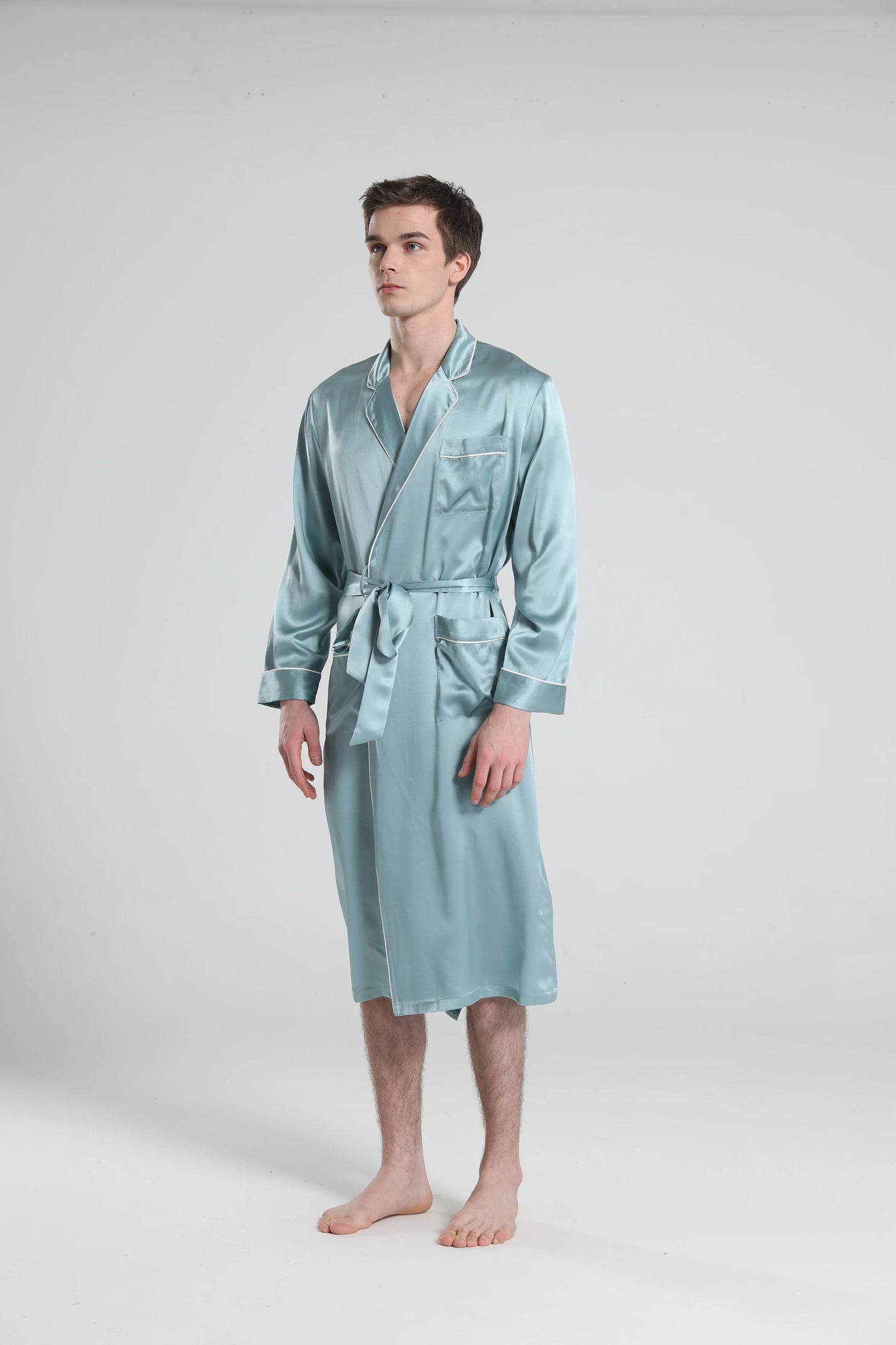 Cuban Collar Robe with Piping.