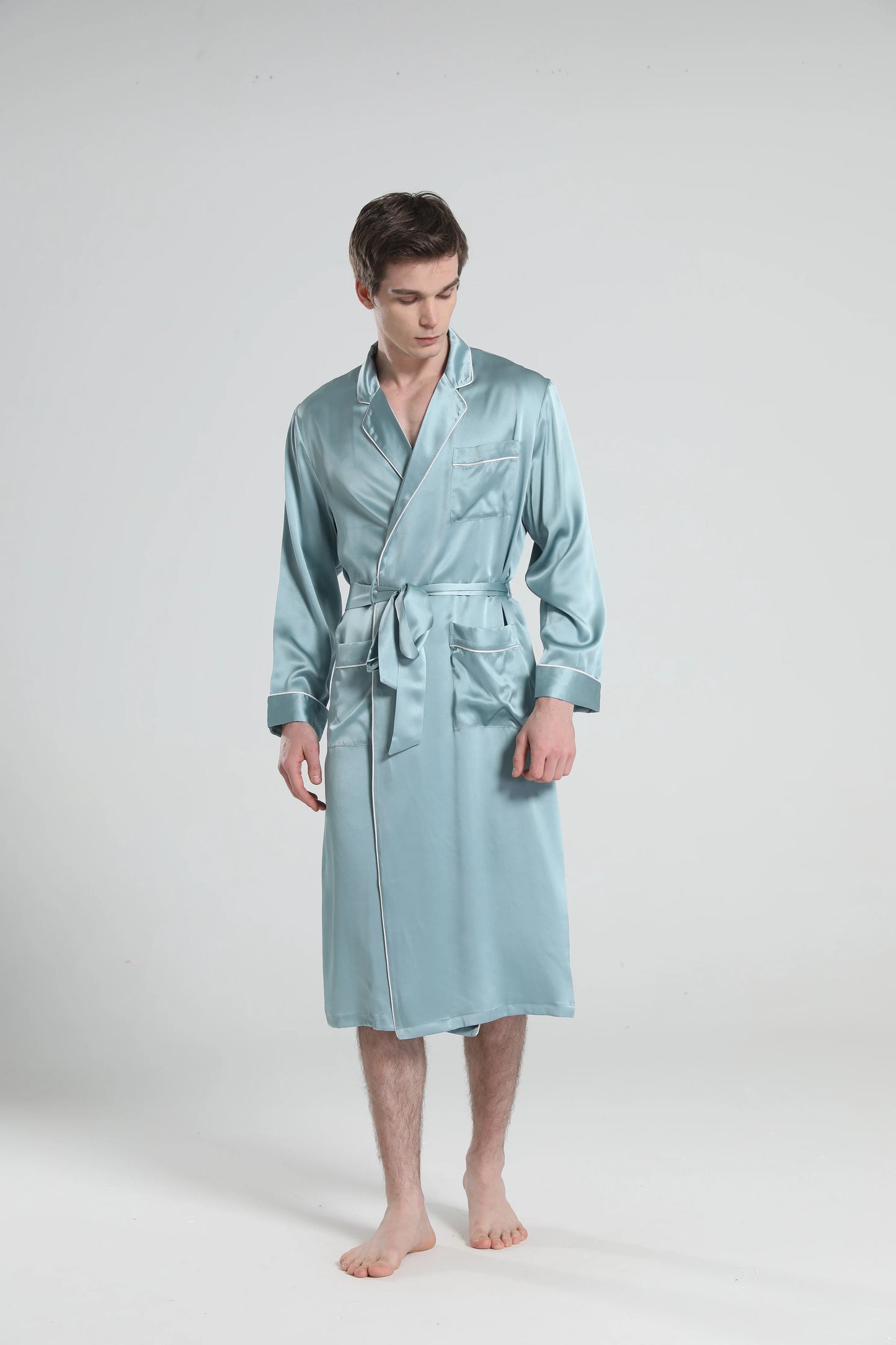 Cuban Collar Robe with Piping.