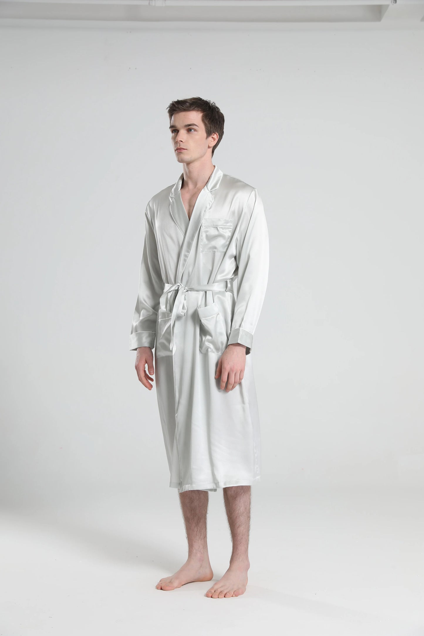 Cuban Collar Robe with Piping.