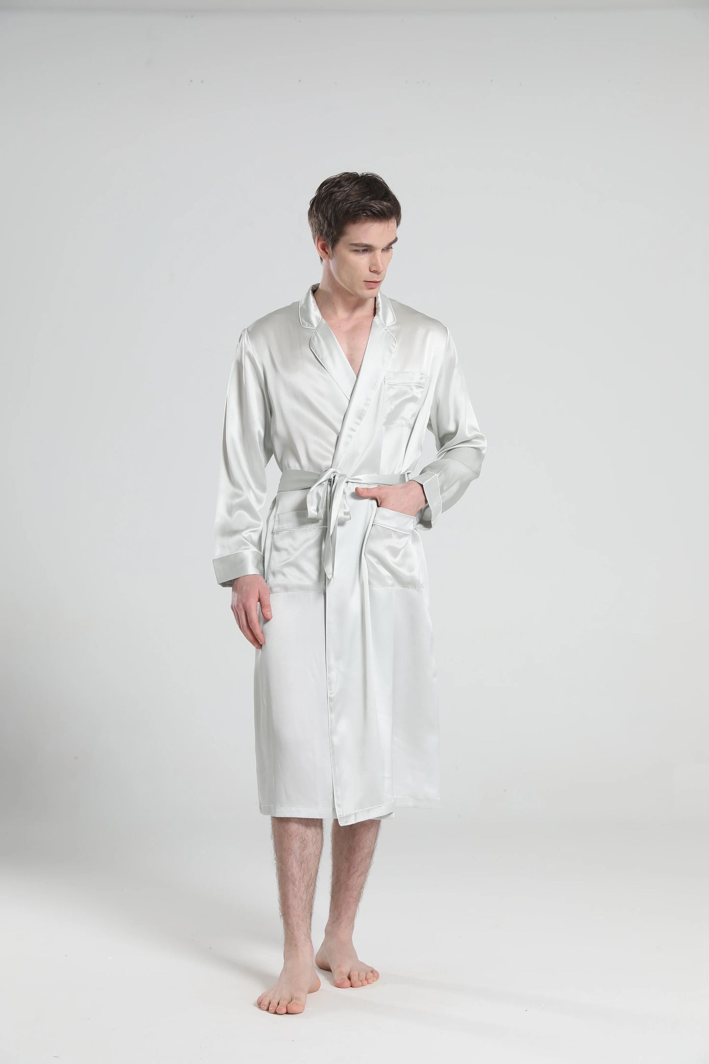 Cuban Collar Robe with Piping.