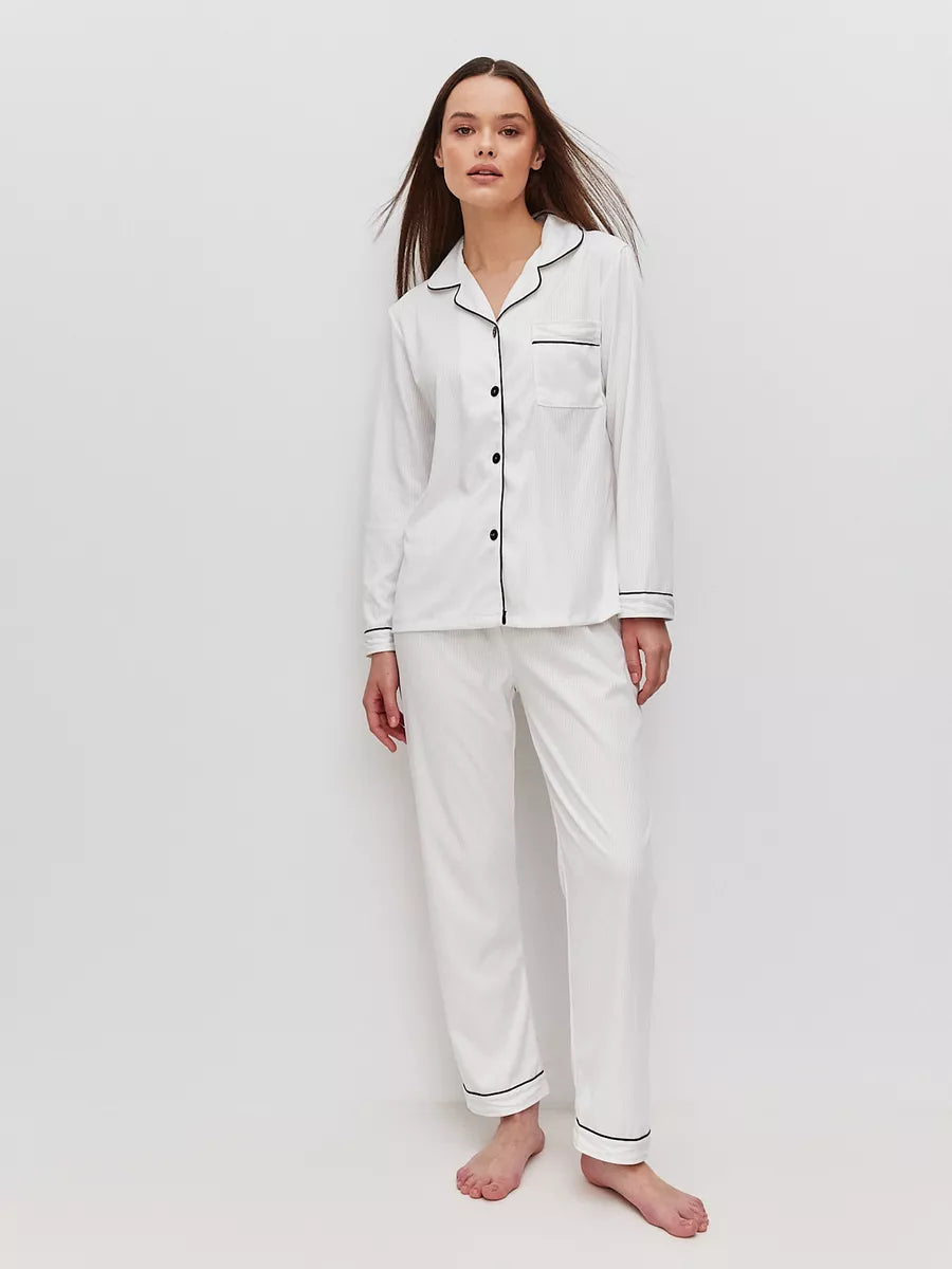 White Loungewear set in 100% Cotton.