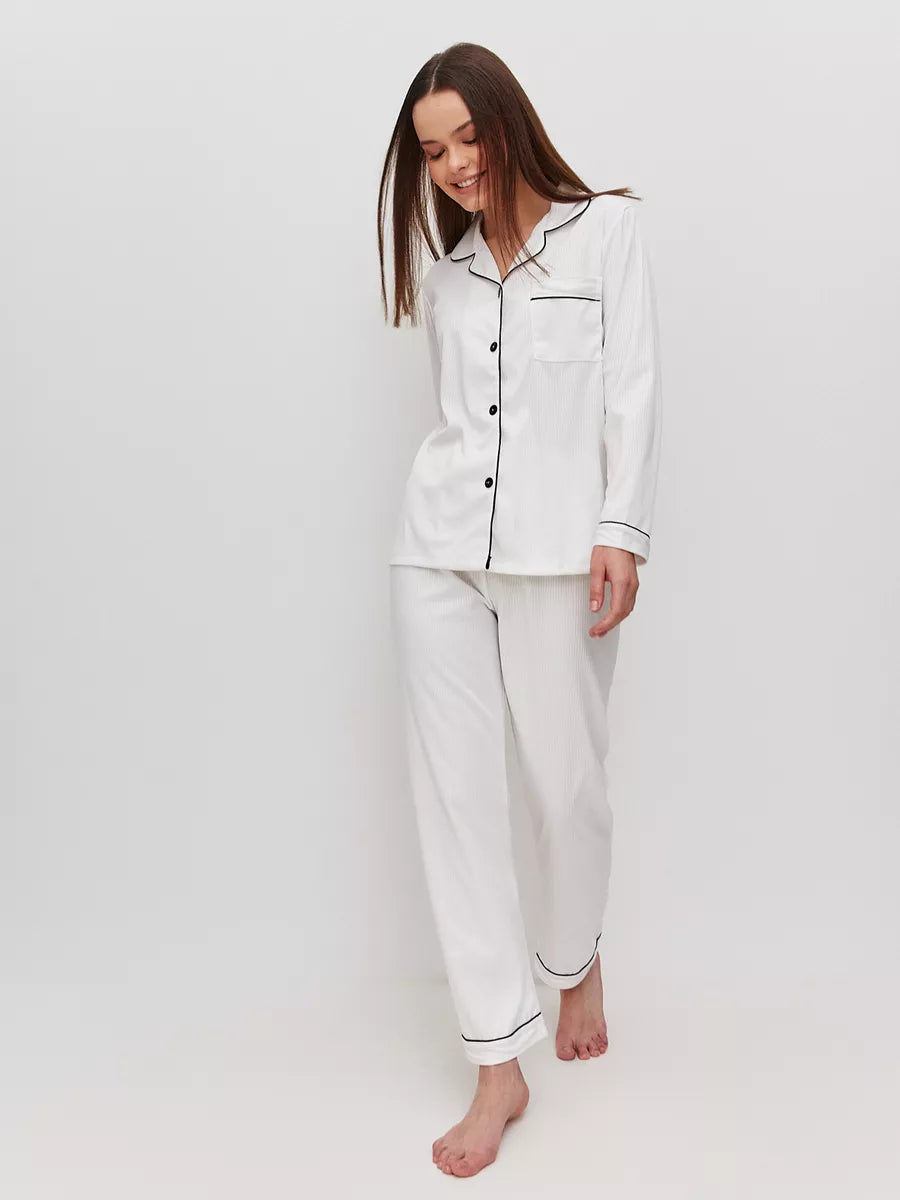 White Loungewear set in 100% Cotton.