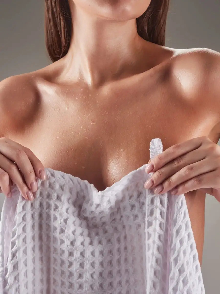 Waffle Towel in White 100% Cotton.