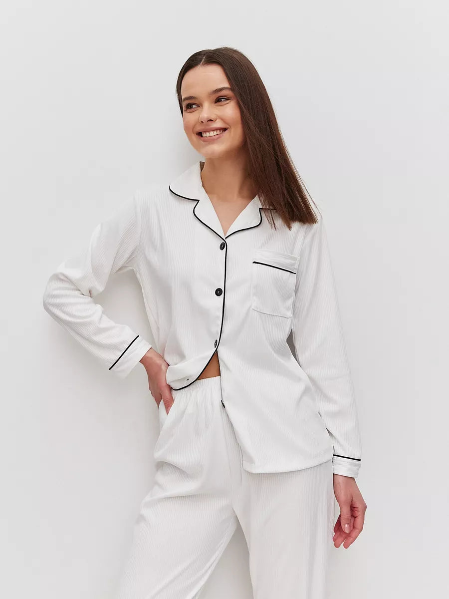 White Loungewear set in 100% Cotton.