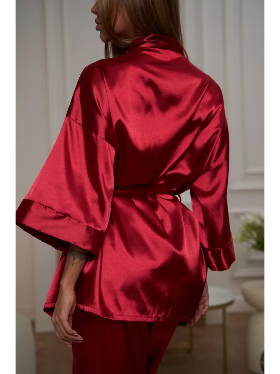 Conjunto elegante de chal en satén
