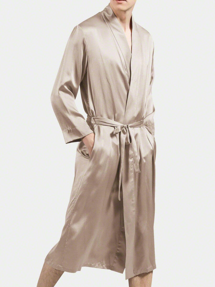 Dressing gown.