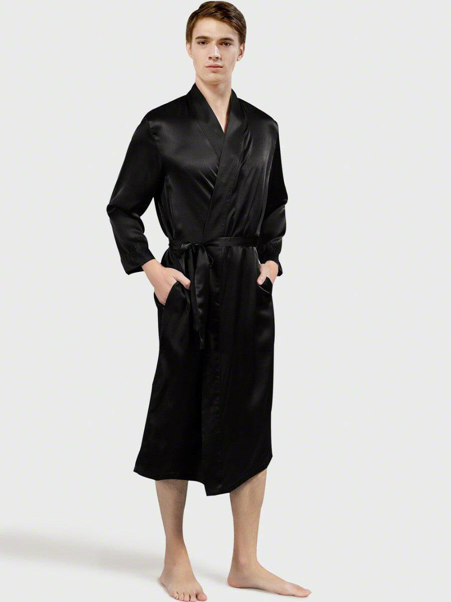 Dressing gown.