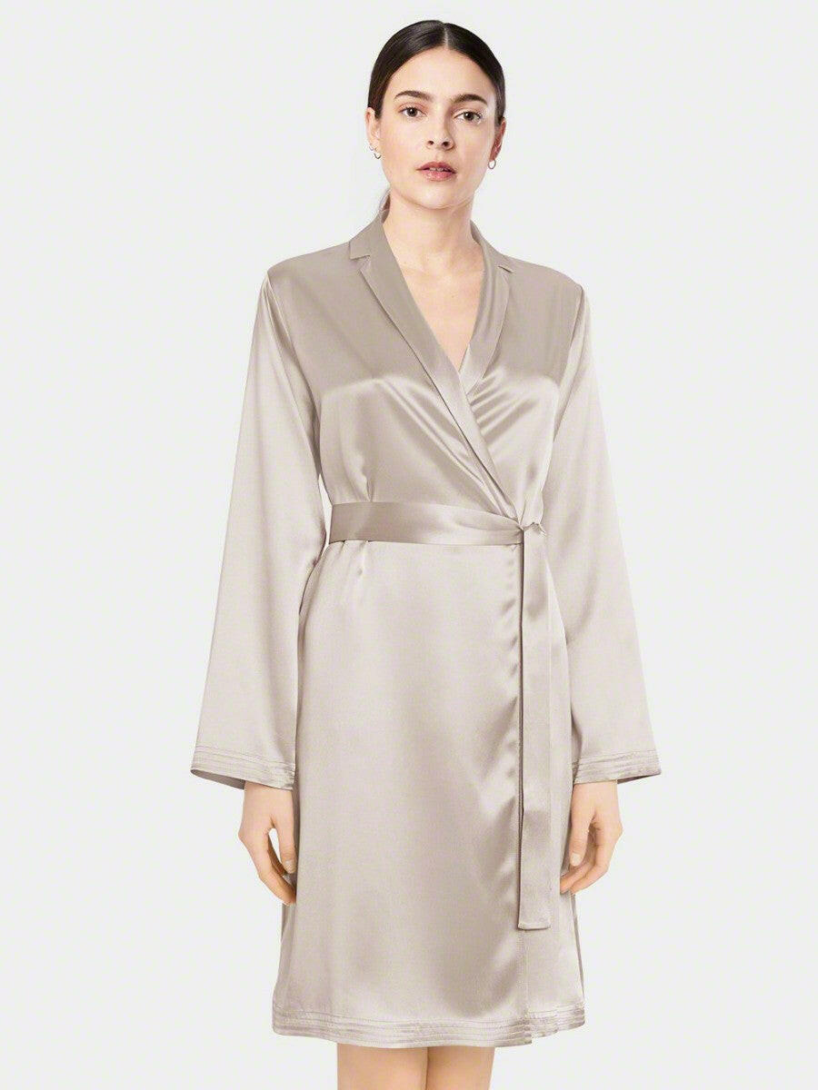 Dressing Robe.