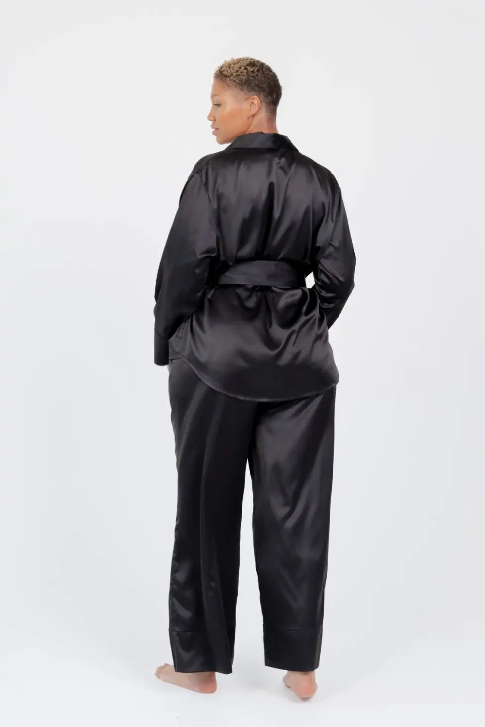 Satin Wrap Set Lapel Collar.