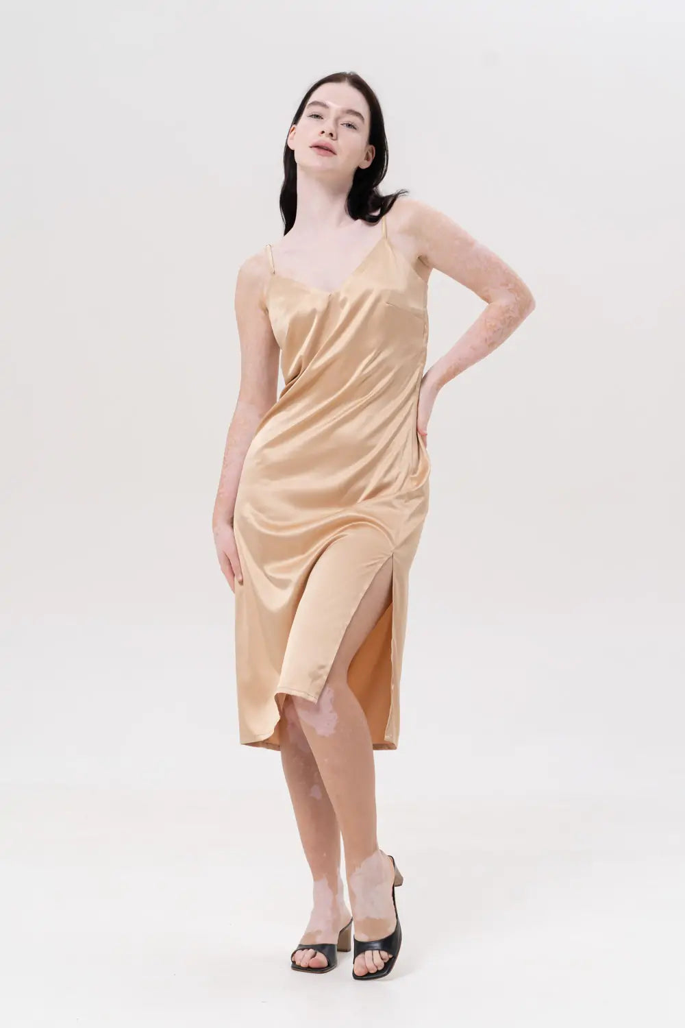 Slit Nightie - Bella Babe by SK Nightsuit-Nightdress-Robes-Silk-Satin-Nighty-Gown-Nightwear-Shorts-Pajamas-Nightsuit-for-women-men-bathrobe-Satin-dress-cotton-