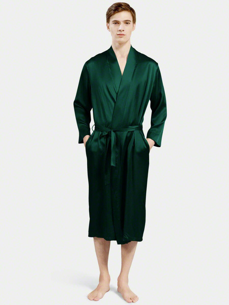 Dressing gown.
