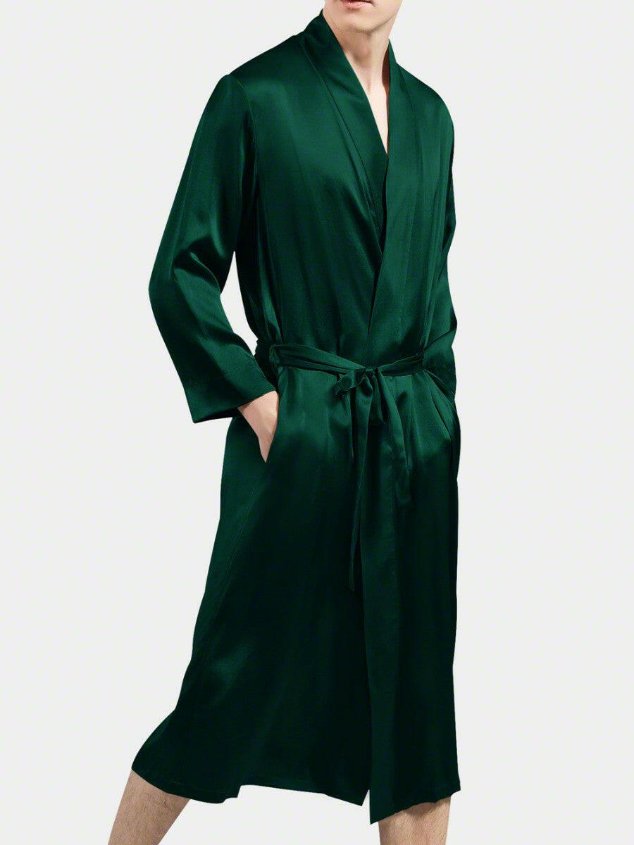 Dressing gown.