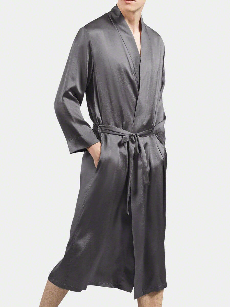 Dressing gown.