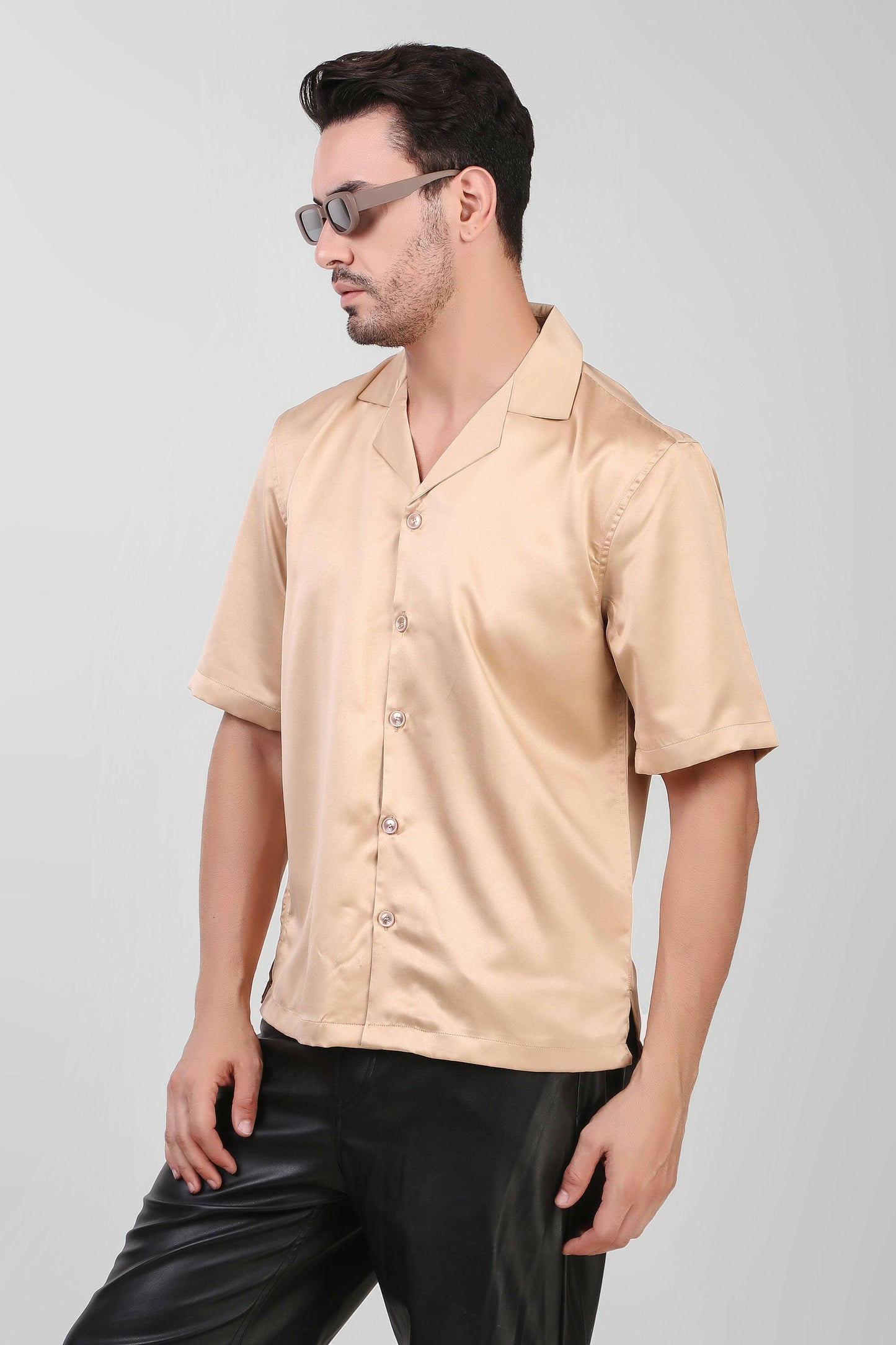Shirt Boxy fit (Beige).