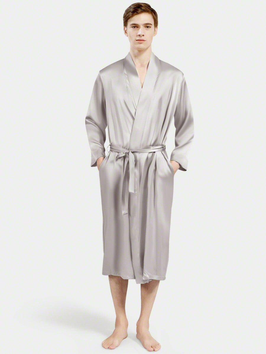 Dressing gown.