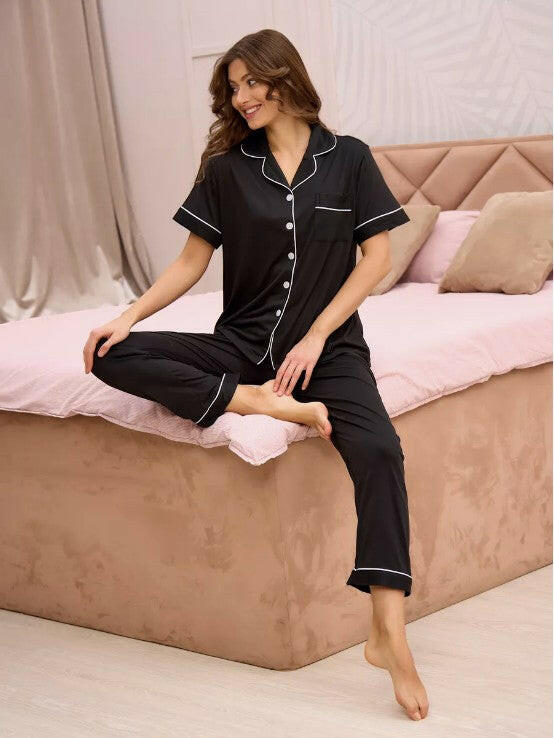 Half Sleeve Pyjama Set In Black Cotton Lycra.