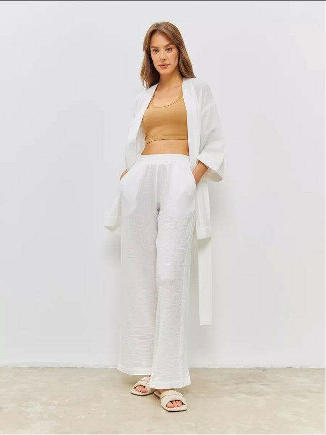 Wrap Set in Cotton Muslin.