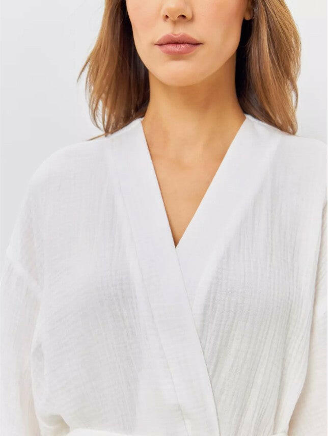 Wrap Set in Cotton Muslin.