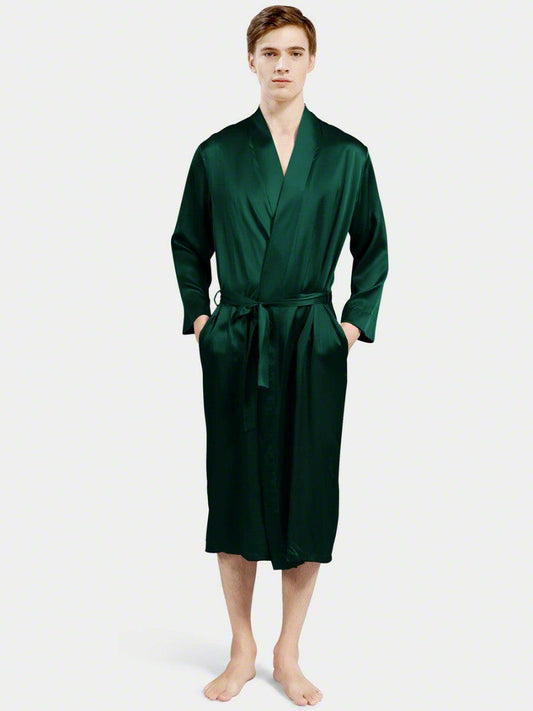 Dressing gown.