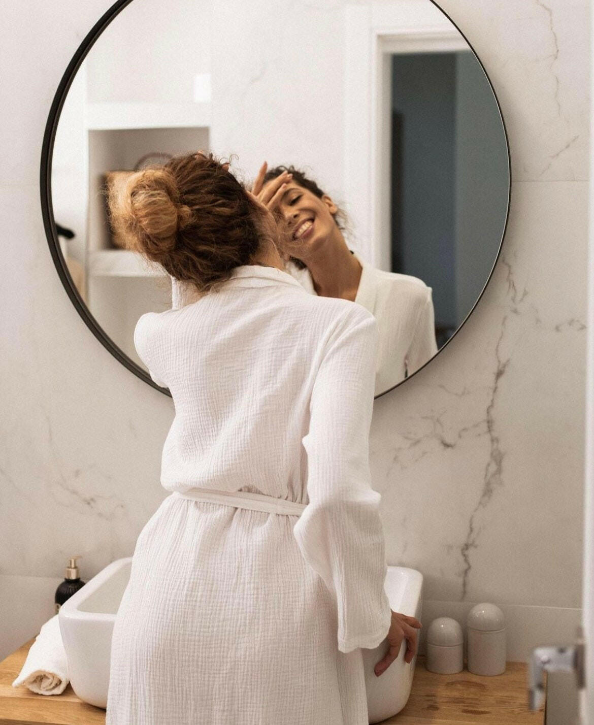 Long Robe in White Muslin - Bella Babe by SK