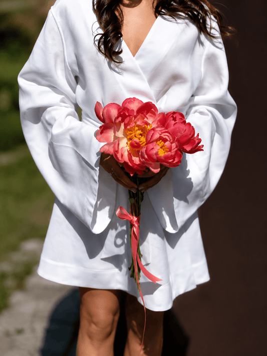 Short Robe in White Linen - Bella Babe by SK